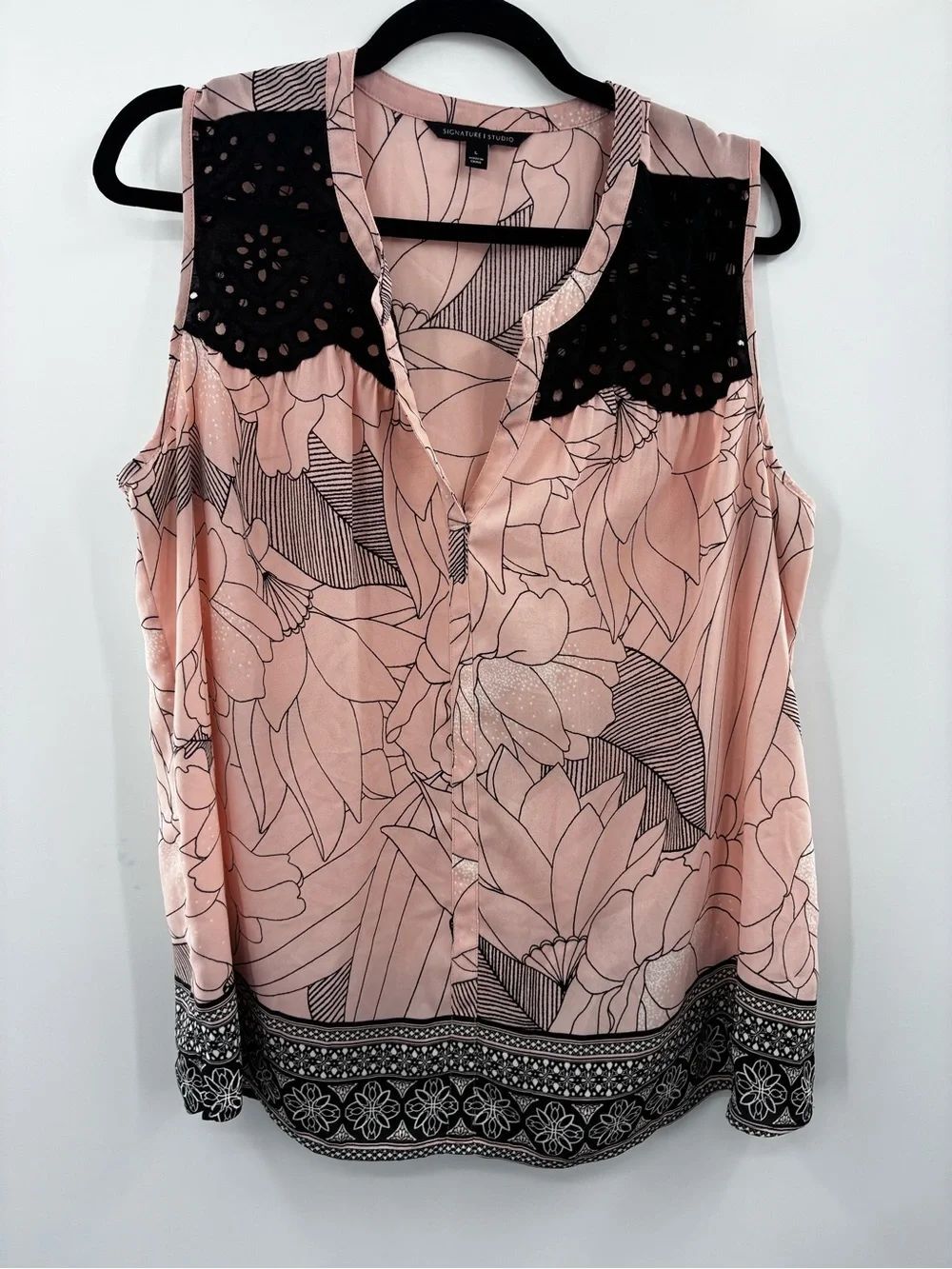 Signature Studio Pink Floral Sleeveless Blouse with Black Lace Yoke size L